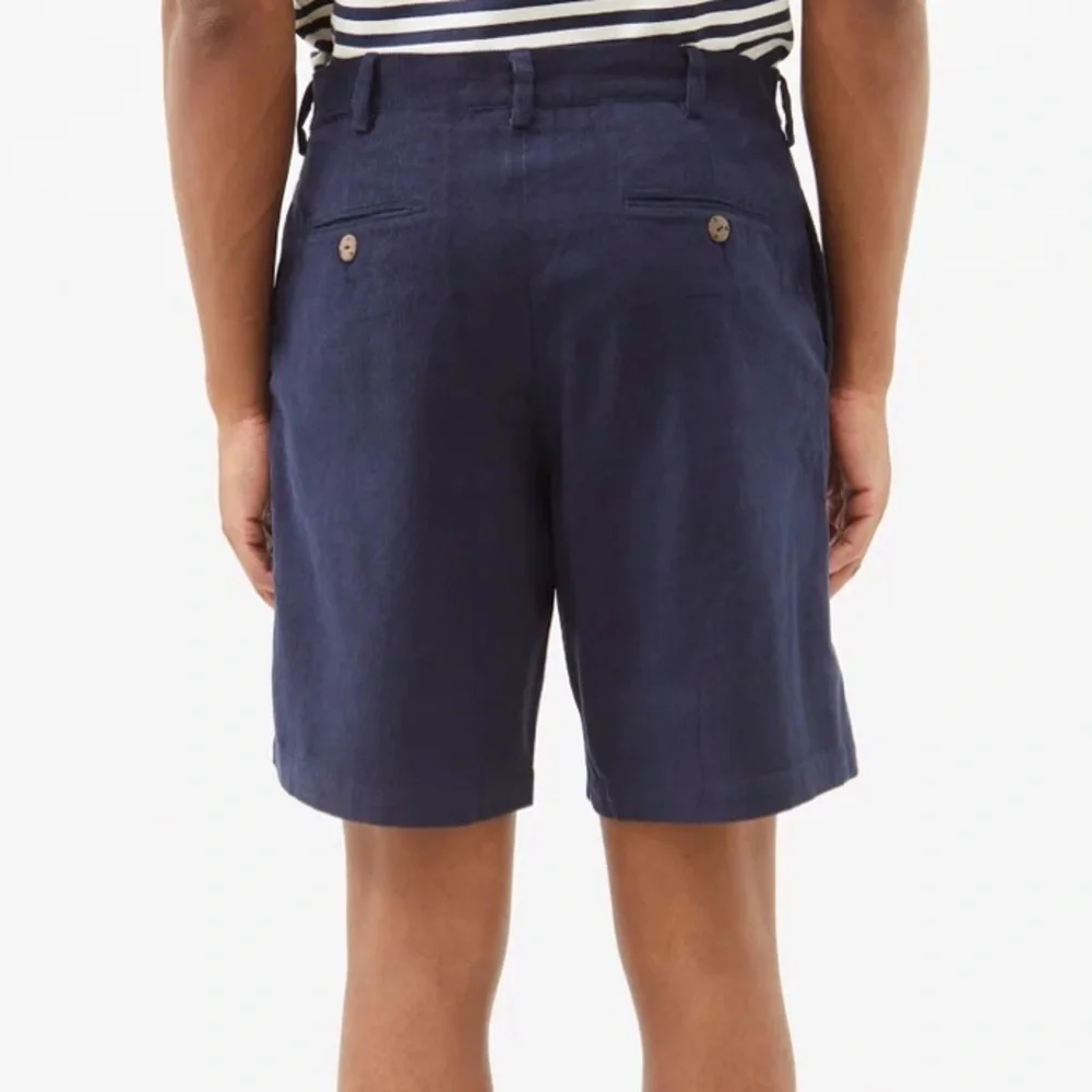 Express Classic Fit Stretch Shorts Mens Size 38 Plain Navy Blue, NWT